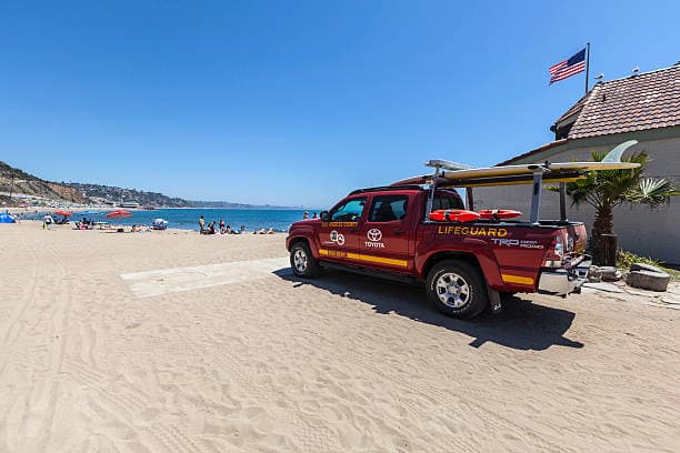 Fast, Reliable, and Affordable Emergency Towing in Santa Monica – We're Here When You Need Us