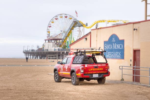 Reliable Towing Services in Santa Monica